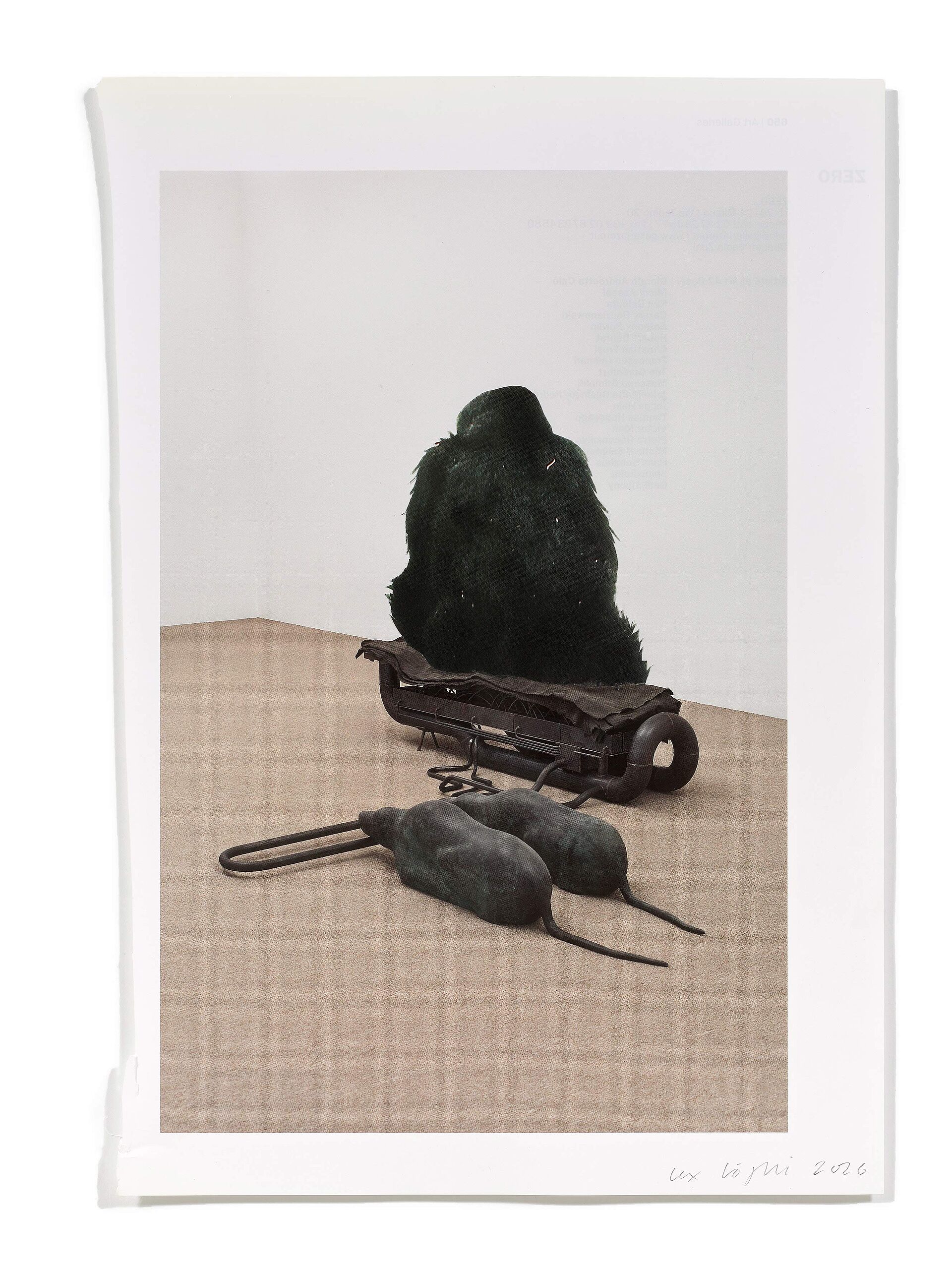 Primaten (M. Manders), 2026
Analoge Collage aus Printmaterial
ca. A4
(Fotografie: © Mark Niedermann, Basel)